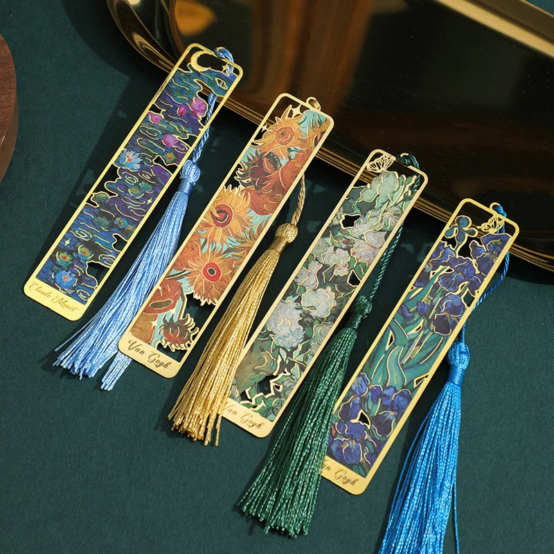 Vintage Floral Hollow Metal Bookmark